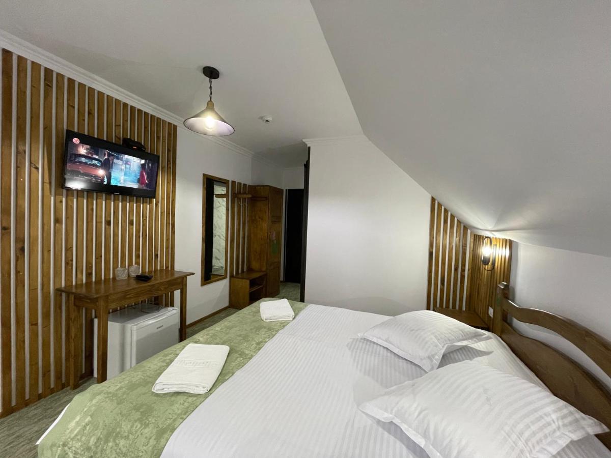 Casa Bicajeanului - ลากูโรซู ภายนอก รูปภาพ