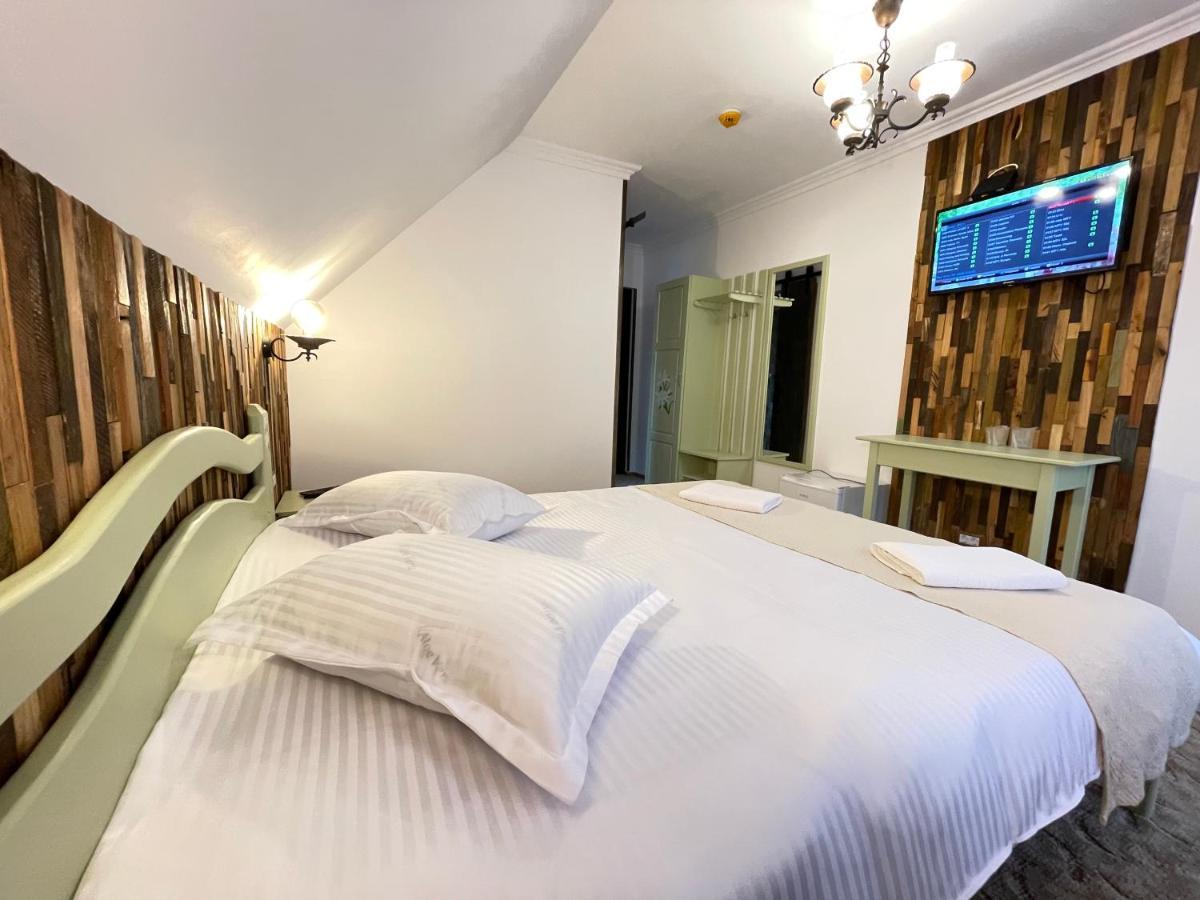Casa Bicajeanului - ลากูโรซู ภายนอก รูปภาพ